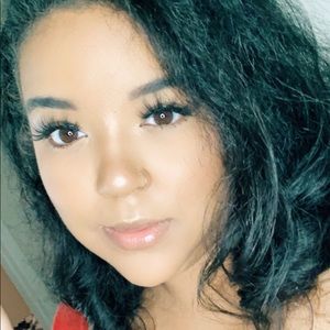 Meet your Posher, Brianna